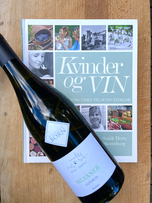 Bogen "Kvinder & Vin" & Silvaner Höhnstedter 2023 økologisk hvidvin